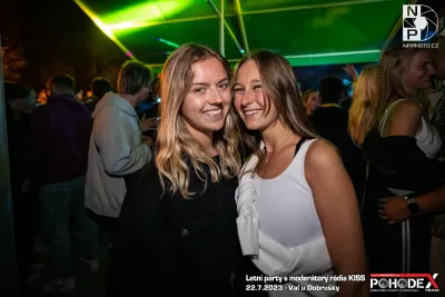 Letní párty s moderátory rádia KISS - foto č. 084