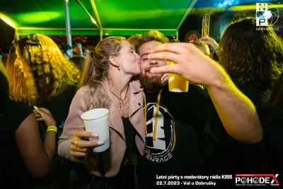 Letní párty s moderátory rádia KISS - foto č. 085