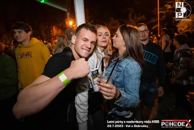 Letní párty s moderátory rádia KISS - foto č. 089