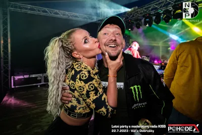 Letní párty s moderátory rádia KISS - foto č. 094