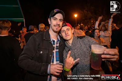 Letní párty s moderátory rádia KISS - foto č. 114