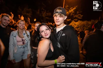 Letní párty s moderátory rádia KISS - foto č. 115