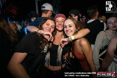 Letní párty s moderátory rádia KISS - foto č. 129