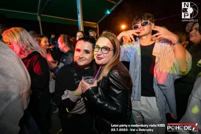 Letní párty s moderátory rádia KISS - foto č. 142