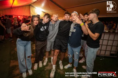 Letní párty s moderátory rádia KISS - foto č. 148