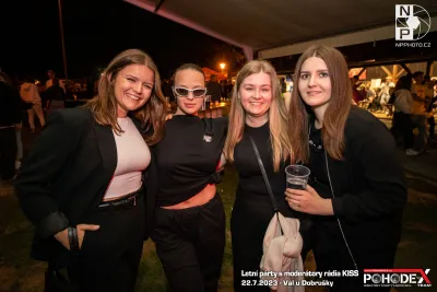 Letní párty s moderátory rádia KISS - foto č. 156