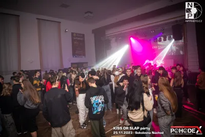 KISS OR SLAP párty by INFINITY & POHODEX! - foto č. 002
