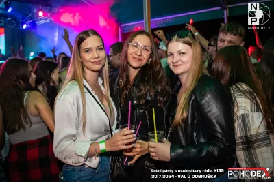 Letní párty s moderátory rádia KISS - foto č. 010