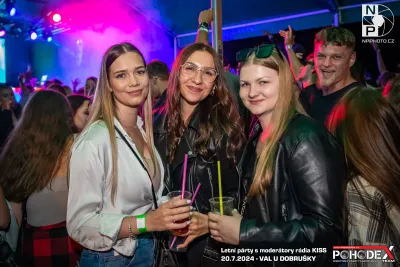 Letní párty s moderátory rádia KISS - foto č. 011
