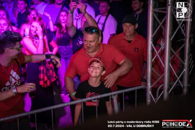 Letní párty s moderátory rádia KISS - foto č. 015