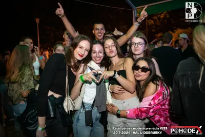 Letní párty s moderátory rádia KISS - foto č. 045