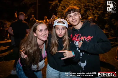 Letní párty s moderátory rádia KISS - foto č. 076