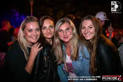 Letní párty s moderátory rádia KISS - foto č. 098