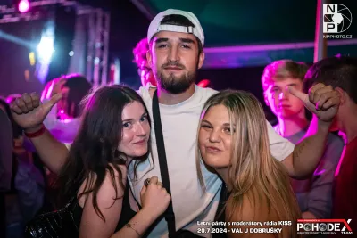Letní párty s moderátory rádia KISS - foto č. 099