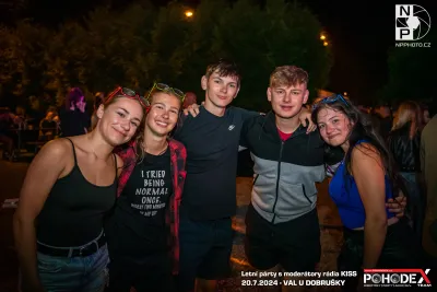 Letní párty s moderátory rádia KISS - foto č. 109