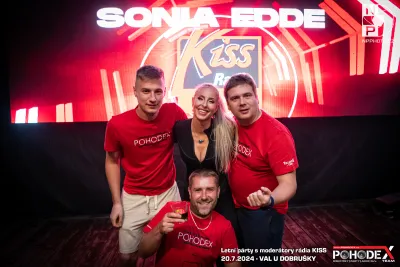 Letní párty s moderátory rádia KISS - foto č. 111