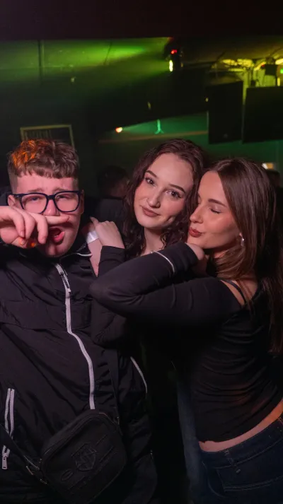 KISS OR SLAP párty - foto č. 015