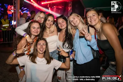 Letní párty s moderátory rádia KISS - foto č. 030