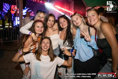 Letní párty s moderátory rádia KISS - foto č. 031