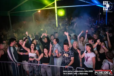Letní párty s moderátory rádia KISS - foto č. 047