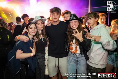 Letní párty s moderátory rádia KISS - foto č. 054