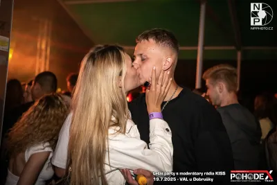 Letní párty s moderátory rádia KISS - foto č. 066
