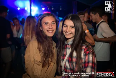 Letní párty s moderátory rádia KISS - foto č. 076