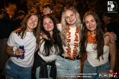 Letní párty s moderátory rádia KISS - foto č. 106