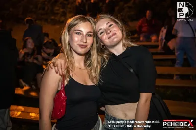 Letní párty s moderátory rádia KISS - foto č. 115