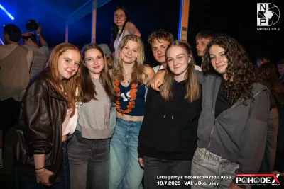 Letní párty s moderátory rádia KISS - foto č. 119