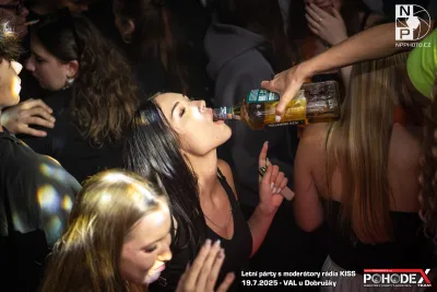 Letní párty s moderátory rádia KISS - foto č. 126