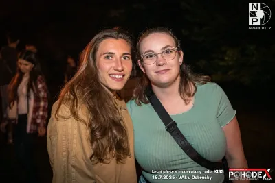 Letní párty s moderátory rádia KISS - foto č. 128