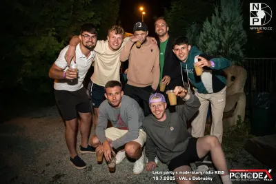 Letní párty s moderátory rádia KISS - foto č. 130