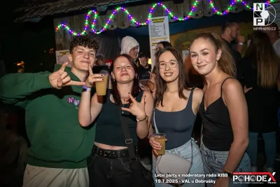 Letní párty s moderátory rádia KISS - foto č. 133