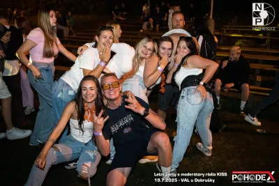 Letní párty s moderátory rádia KISS - foto č. 137