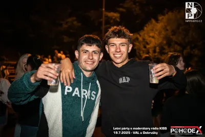 Letní párty s moderátory rádia KISS - foto č. 143
