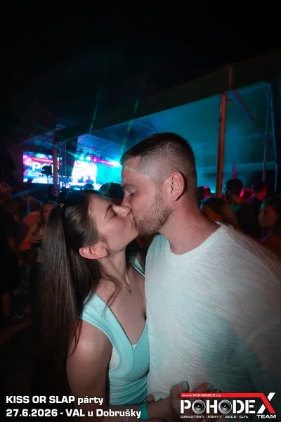 KISS OR SLAP párty - foto č. 034